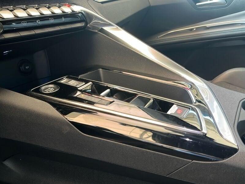 Peugeot 3008 BlueHDI 130 EAT8 S&S Allure Pack