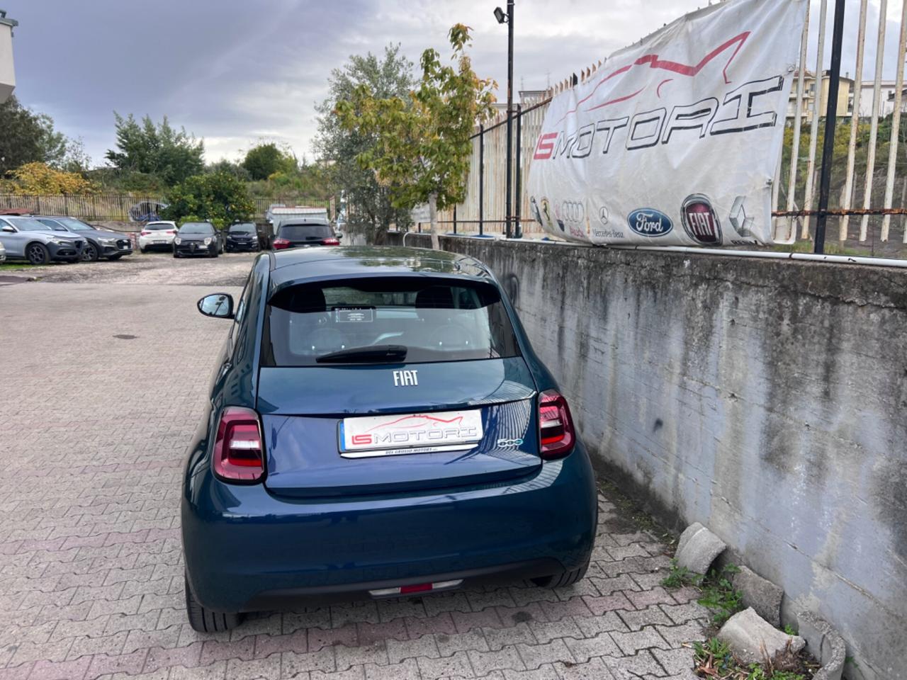 Fiat 500 500e Berlina 42 kWh