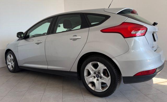 FORD Focus 1.6 120 CV GPL Titanium