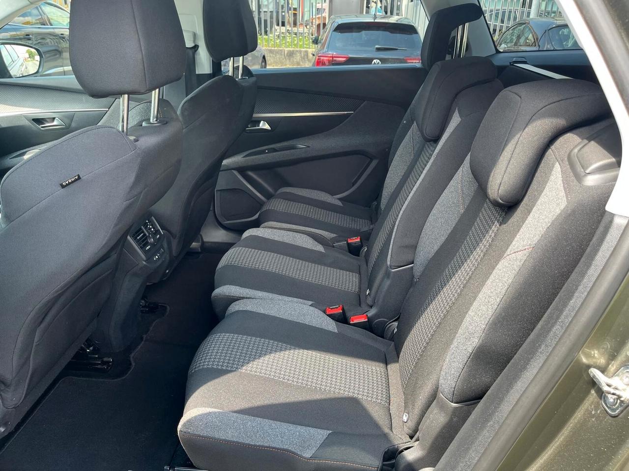 Peugeot 5008 BlueHDi 120 S&S EAT6 Business