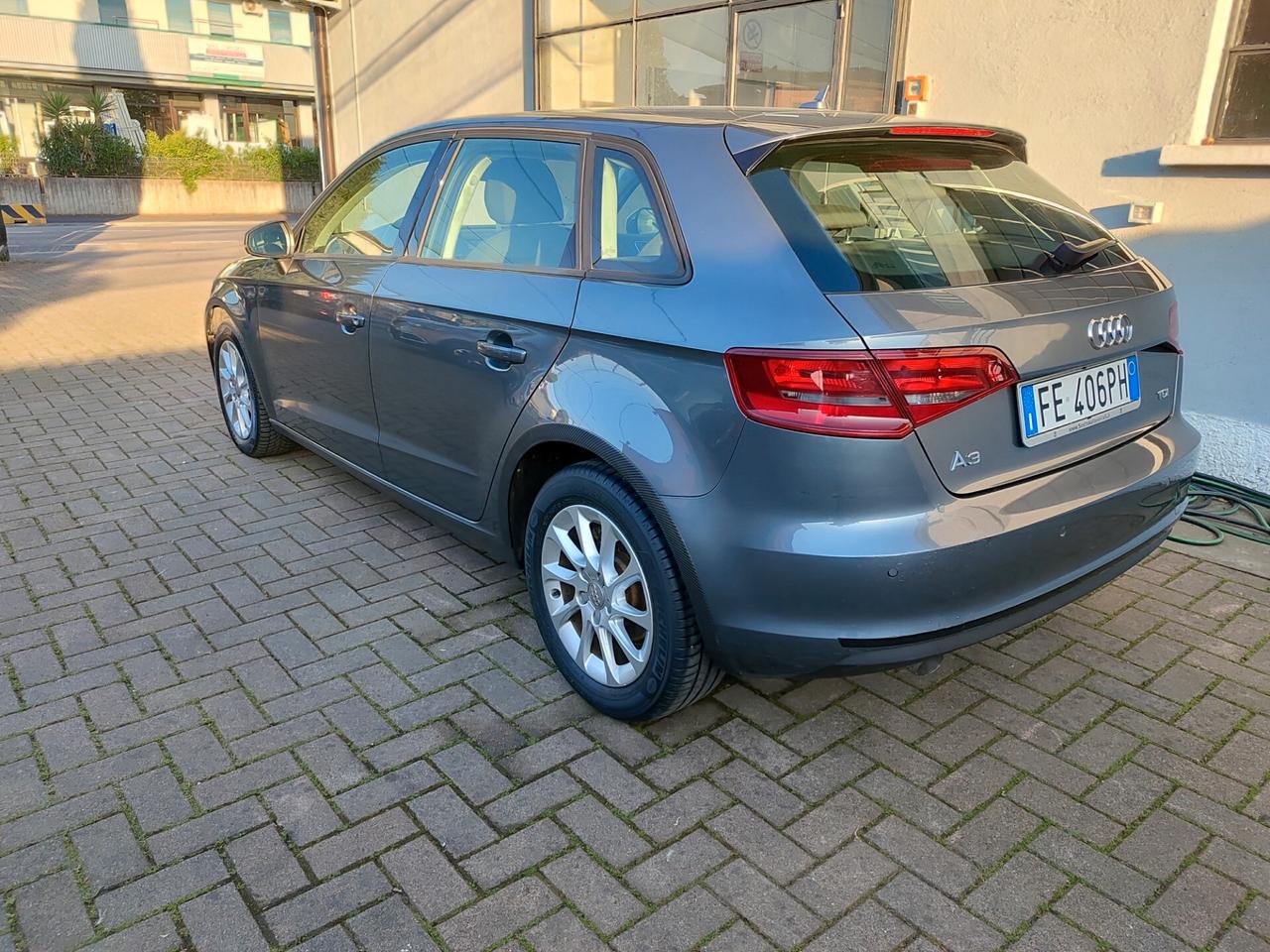 Audi A3 1.6 TDI S tronic Business