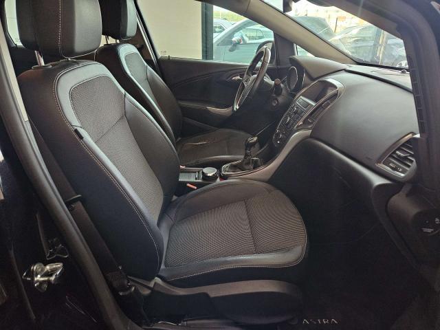Opel Astra Astra IV 2010 5p 1.4 t Elective 140cv