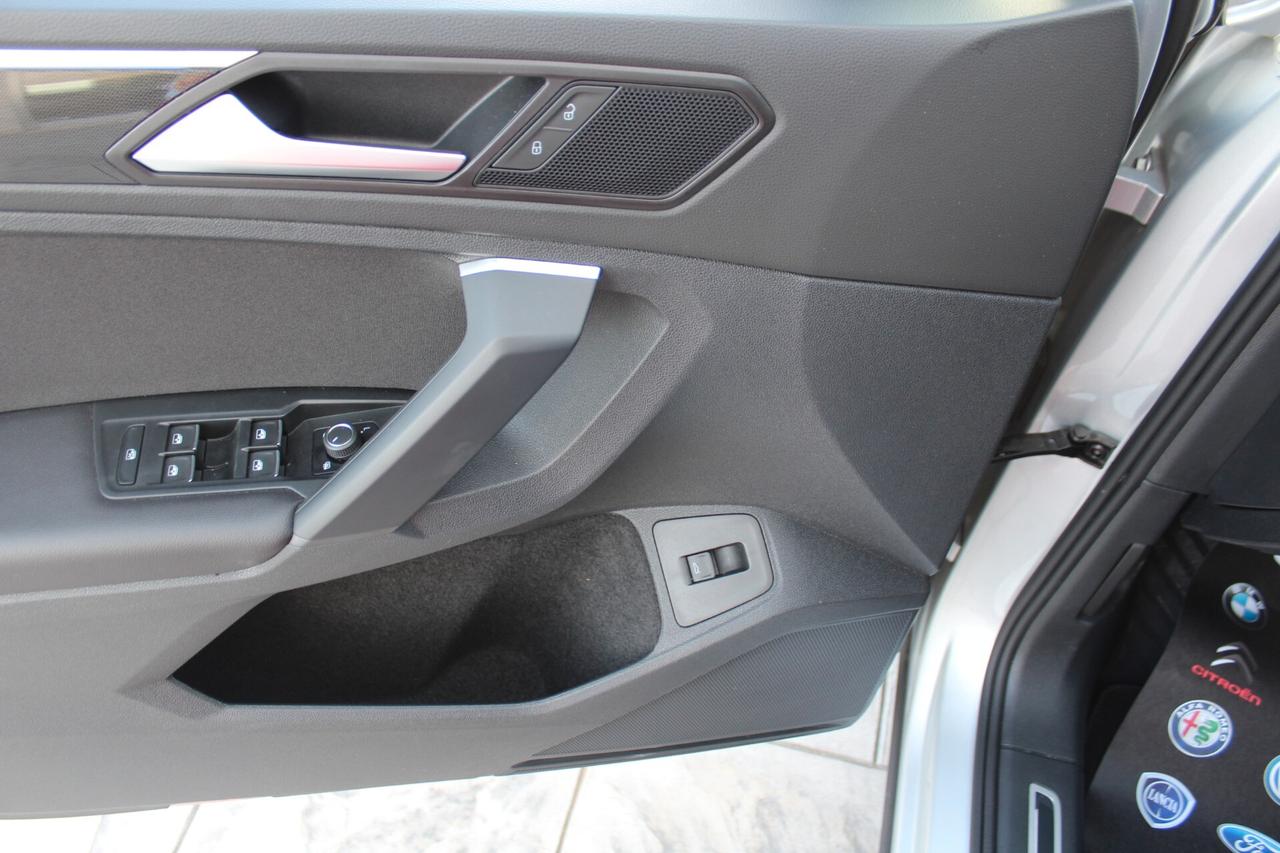 Volkswagen Tiguan 2.0 TDI 150 CV SCR DSG Elegance