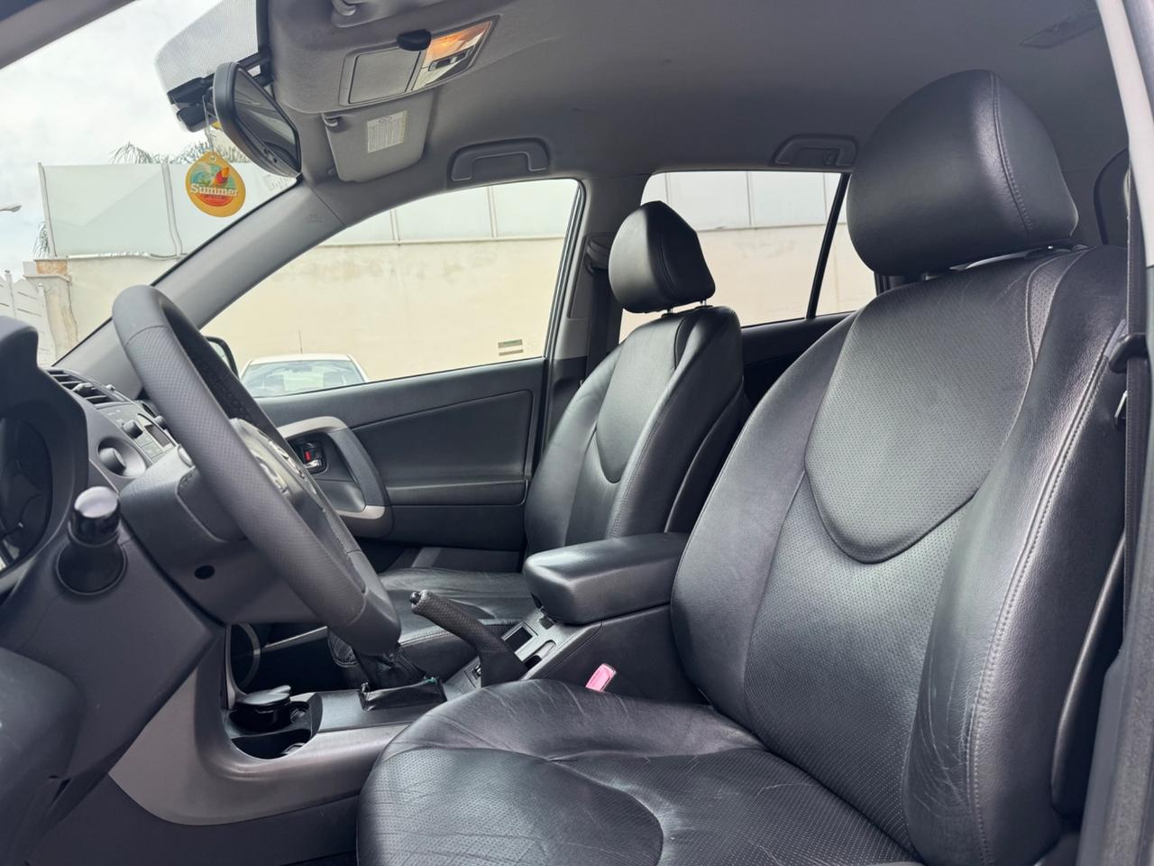 Toyota RAV 4 2.2 DIESEL 177 CV Luxury 2007