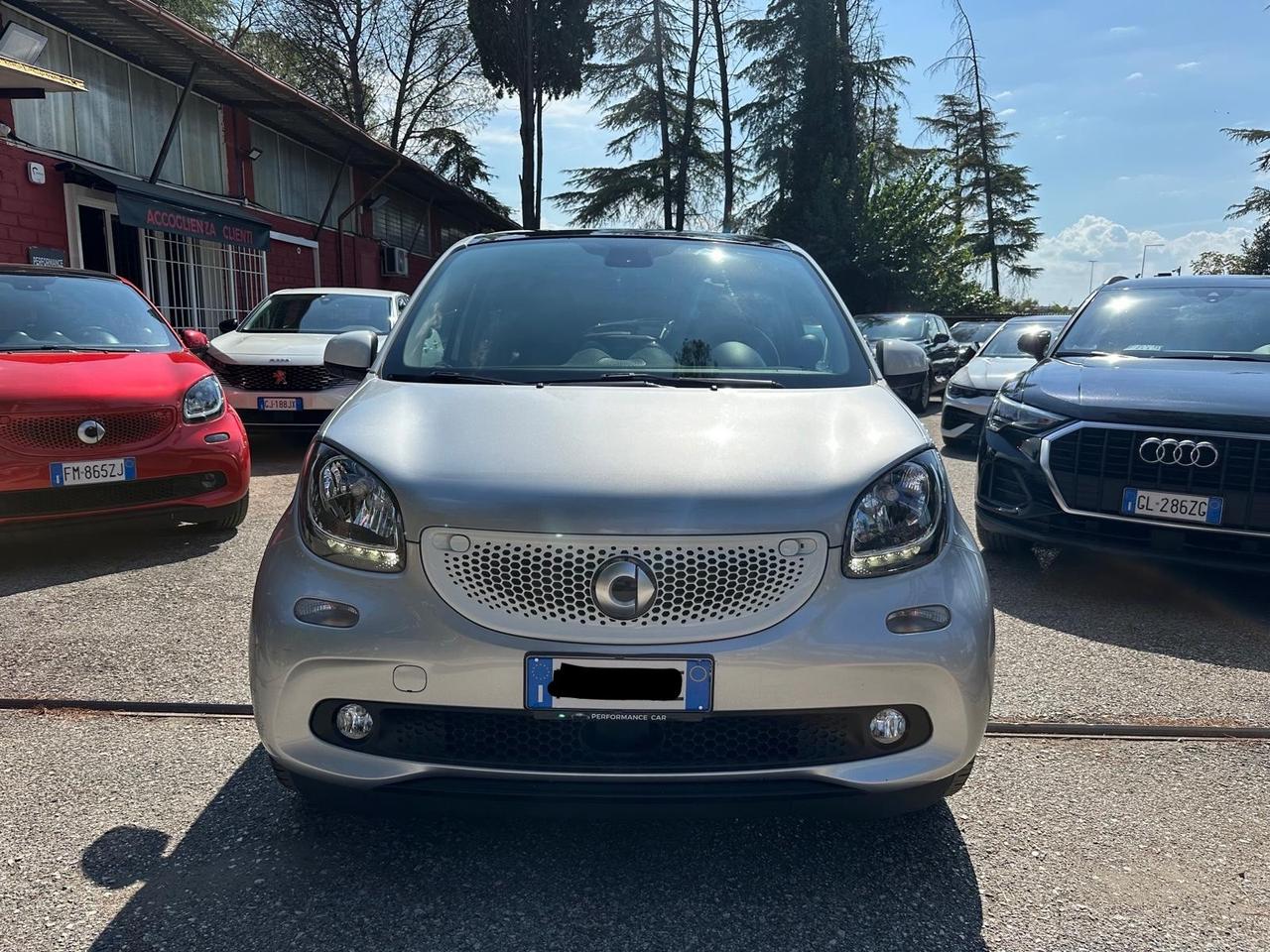 Smart ForFour 70 1.0 twinamic Superpassion *promo* uffic.smart