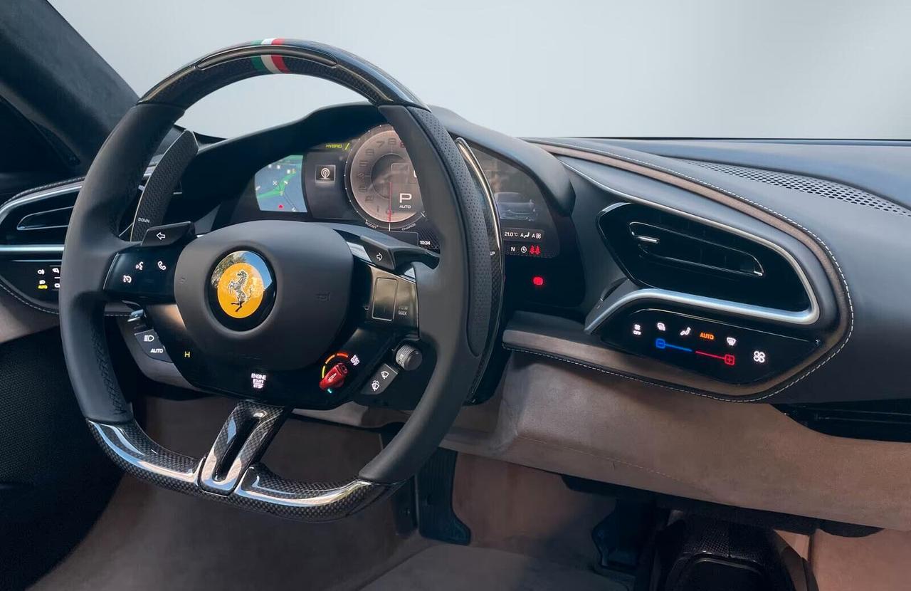 Ferrari 296 GTB | Luci di posizione a LED in carbonio COC Ferrari Atelier