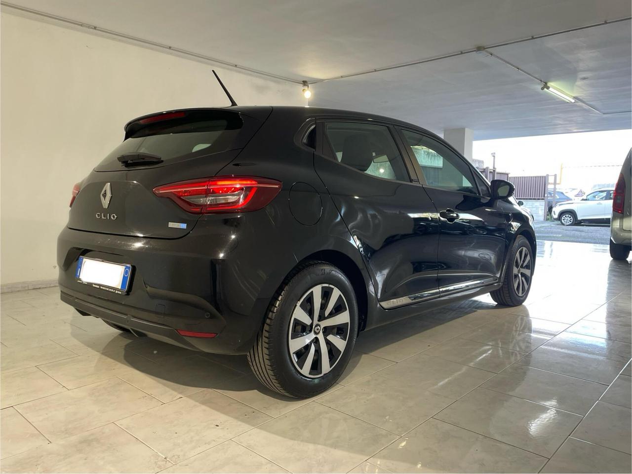 RENAULT CLIO 2021 ZEN CAMBIO AUTOMATICO