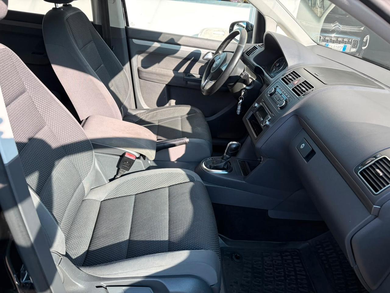 Volkswagen Touran Business 1.6 TDI DSG Comfortline*7POSTI*EURO5
