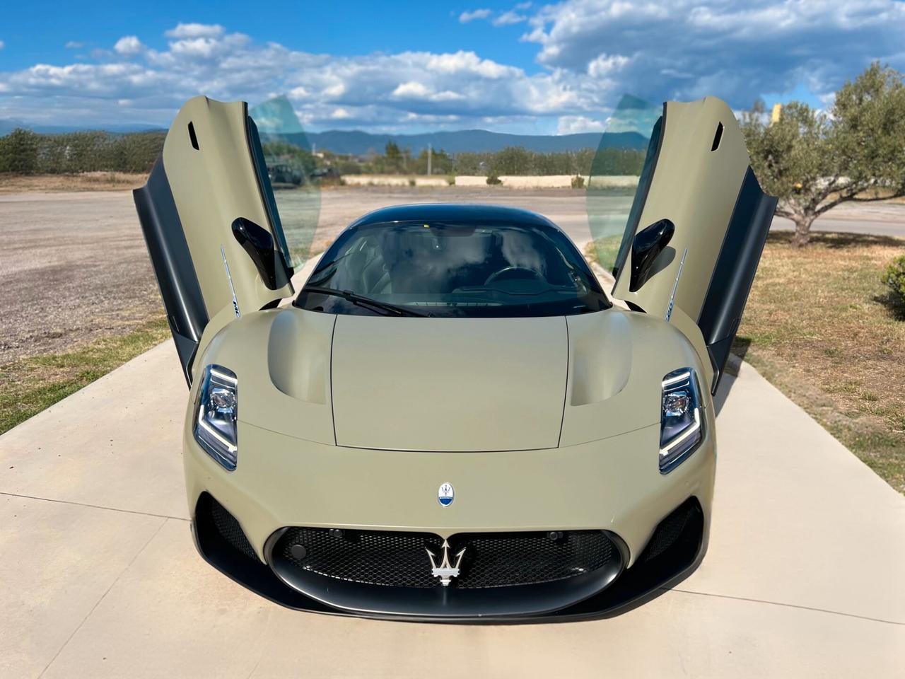 Maserati MC20