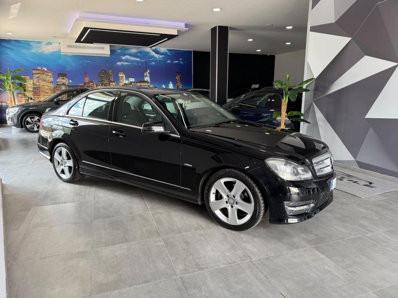 Mercedes-benz C 220 CDI BlueEFFICIENCY Avantgarde