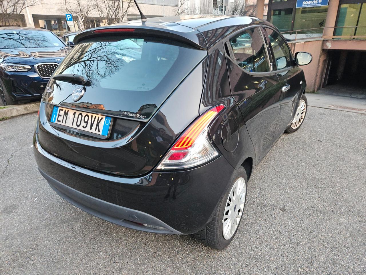 Lancia Ypsilon 1.2 69 CV Unyca