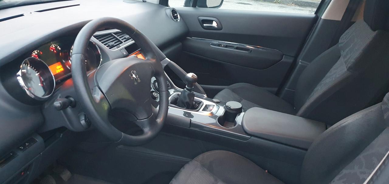 Peugeot 3008 1.6 HDi 110CV Premium