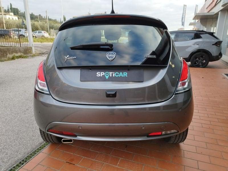 Lancia Ypsilon 1.0 FireFly 5 porte S&S Hybrid Gold Plus