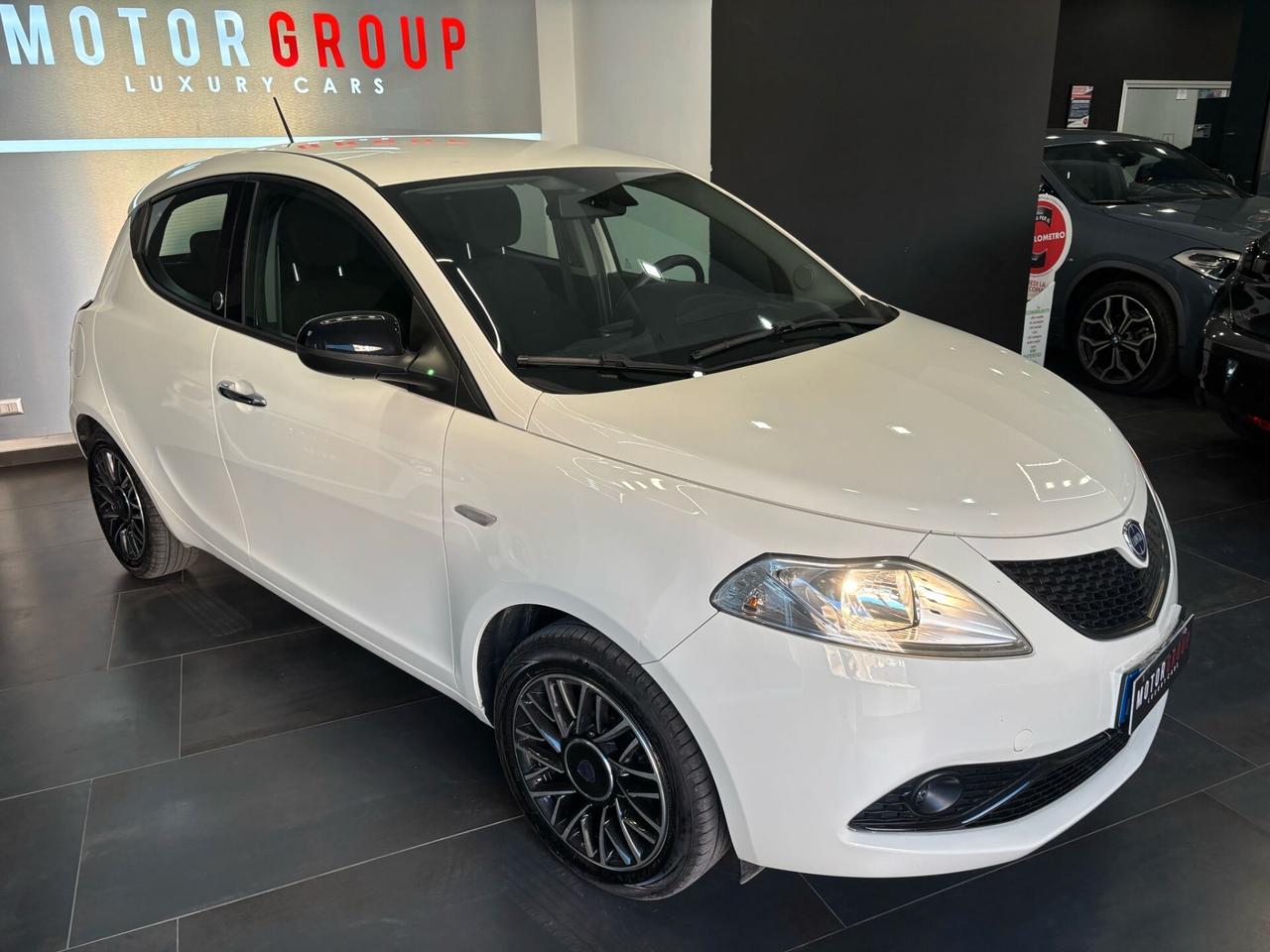 Lancia Ypsilon 1.2 69 CV 5 porte GPL Ecochic Gold
