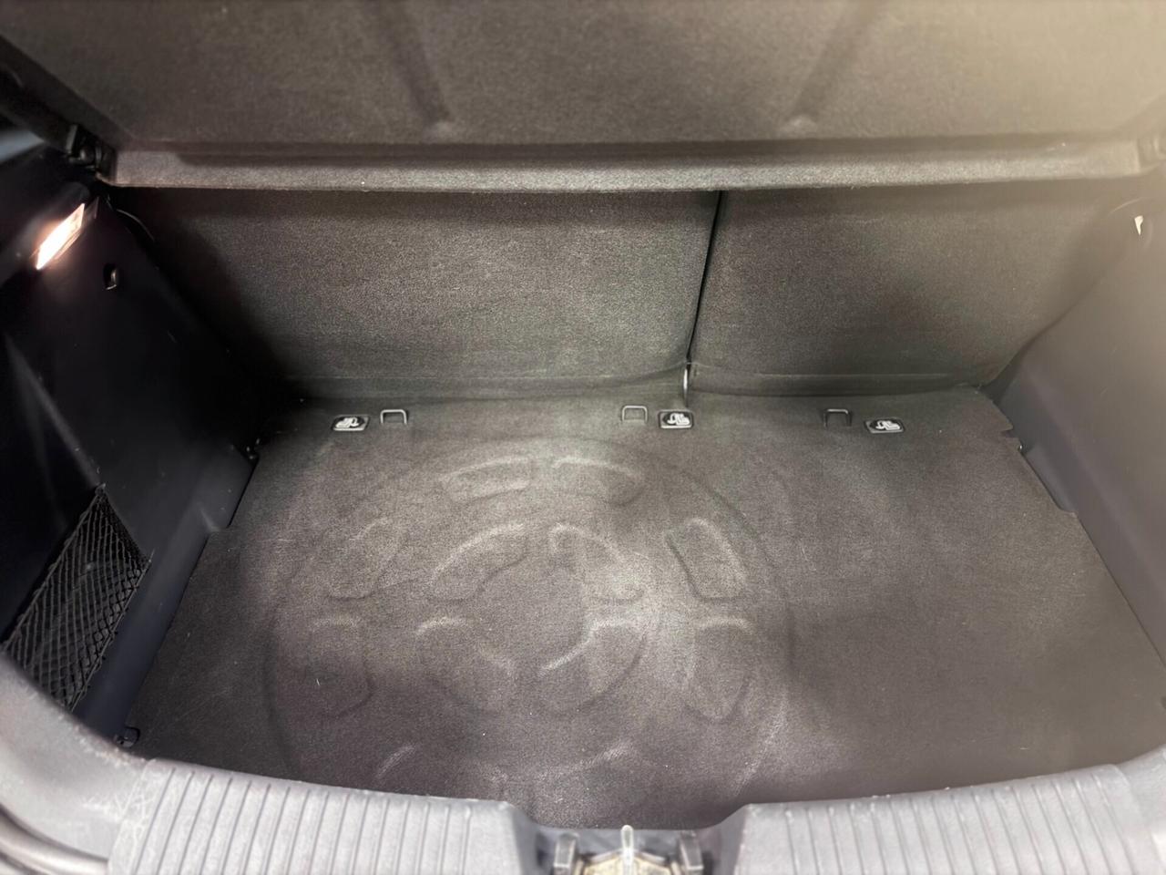 Kia Rio 1.4 CRDi WGT 5p. EX