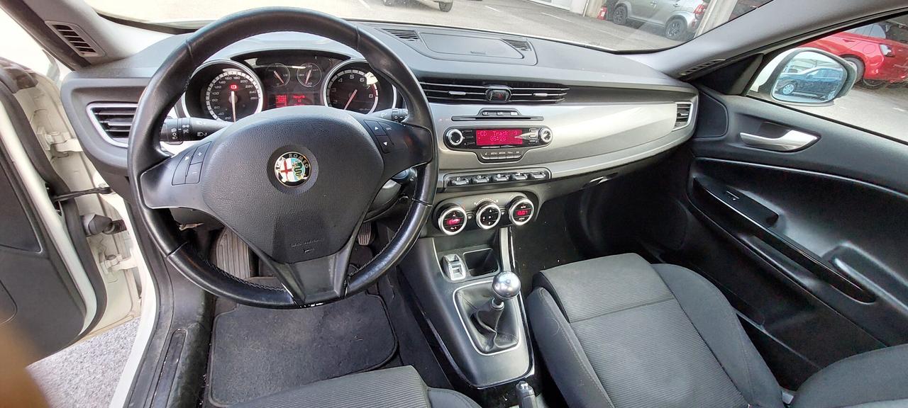 Alfa Romeo Giulietta 1.4 Turbo MultiAir Distinctive