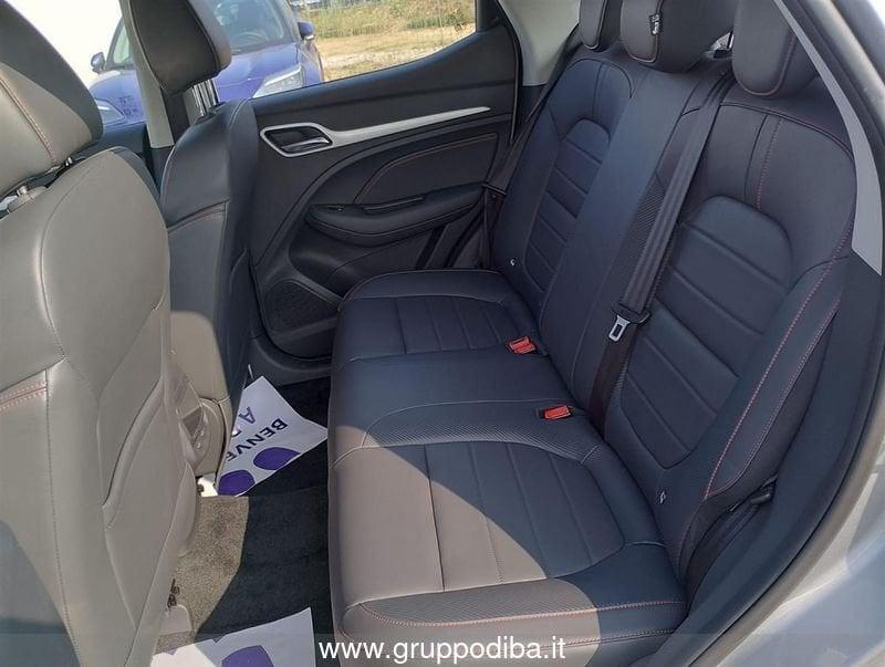 MG ZS 1.5 Classic Luxury Silver (MBC)
