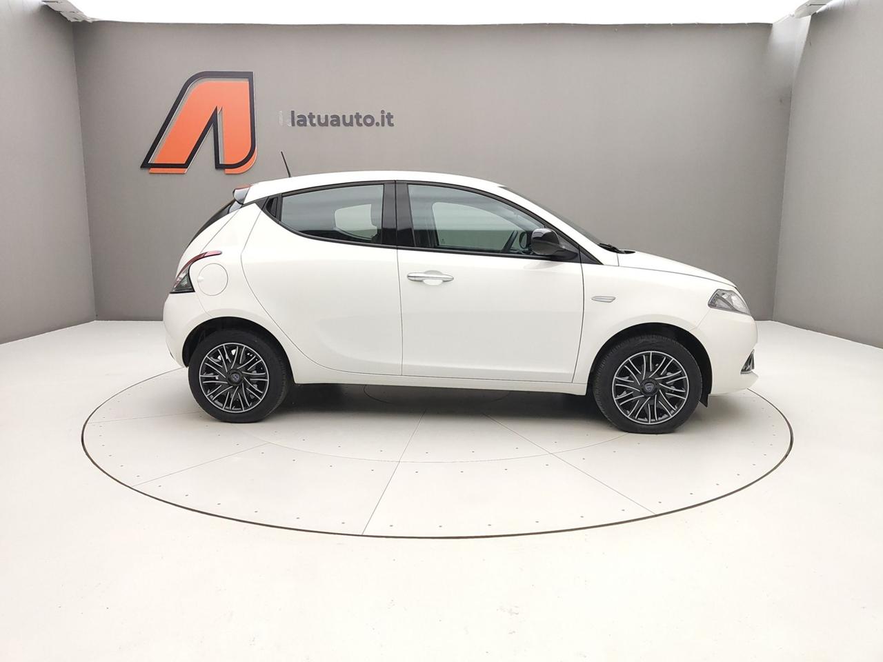 LANCIA Ypsilon III 2021 1.0 70CV HYBRID ORO