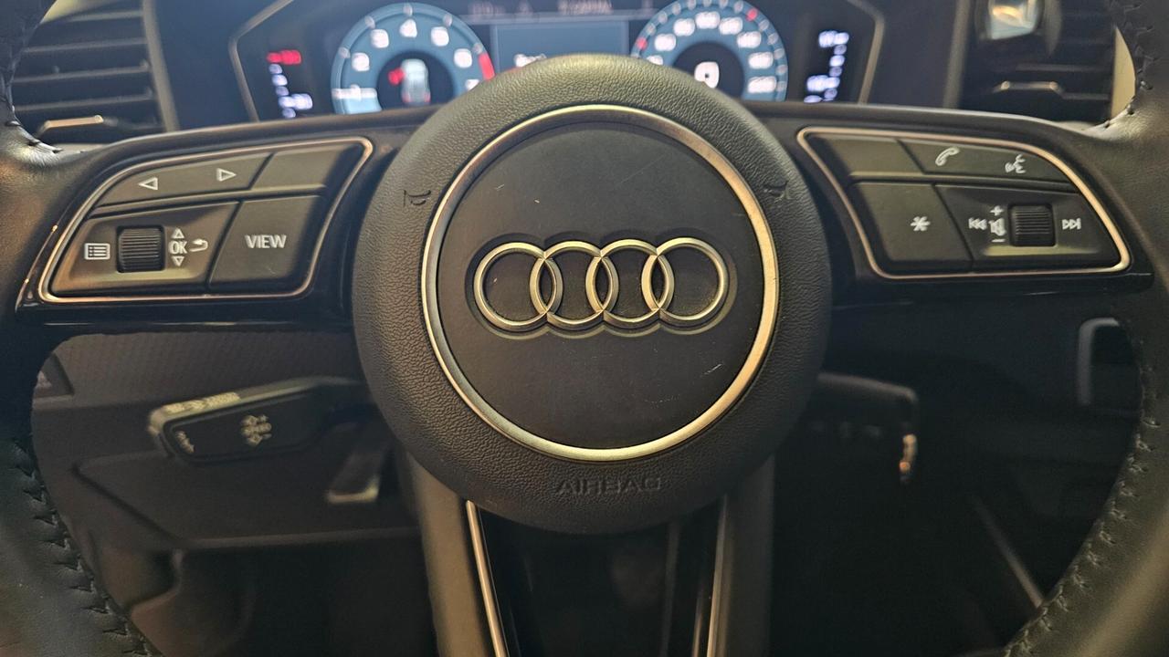 Audi A1 SPB 30 TFSI S line edition