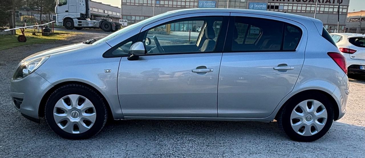 Opel Corsa 1.2 80CV 5 porte GPL-TECH Edition