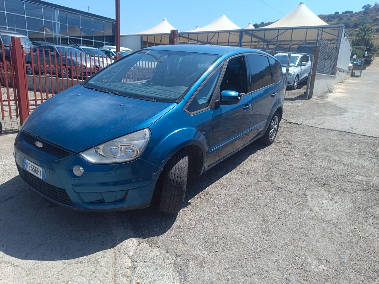 Ford S-Max 2.0 TDCi 140CV Titanium