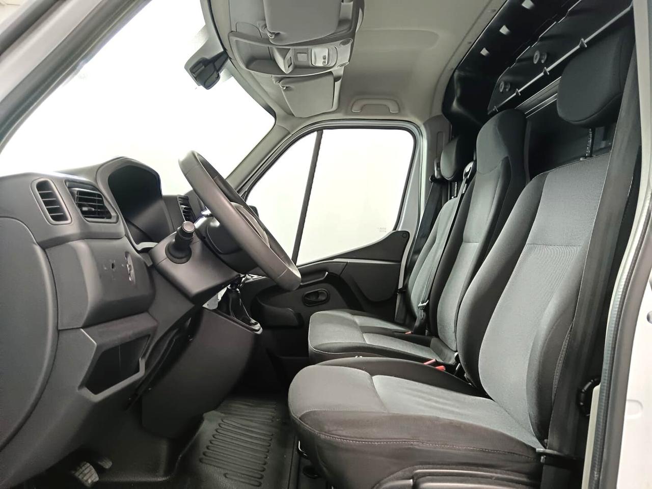 RENAULT MASTER 2.3 SOLO 48000KM