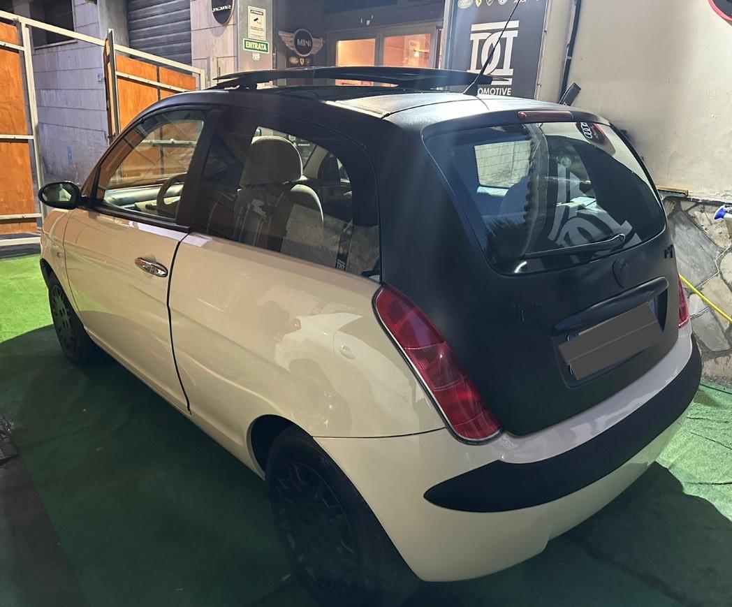 Lancia Ypsilon 1.4 Platino