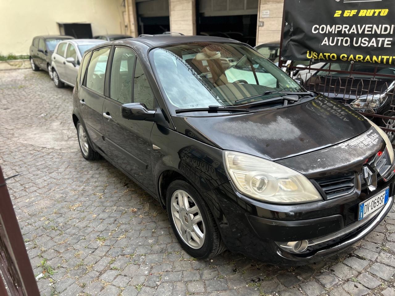 Renault Scenic Grand Scénic 1.5 dCi/105CV PlayStation Portable
