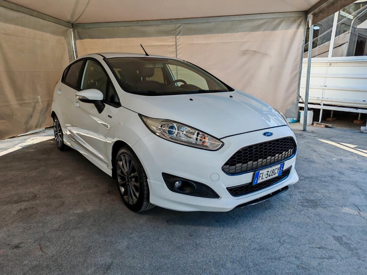Ford Fiesta 1.5 TDCi 75CV 5 porte ST-Line