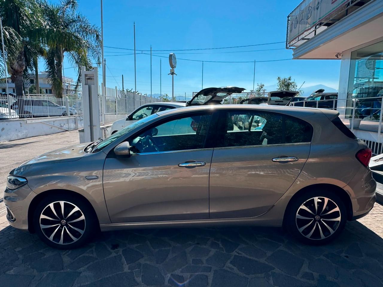 Fiat Tipo 1.6 Mjt S&S 5 porte Lounge