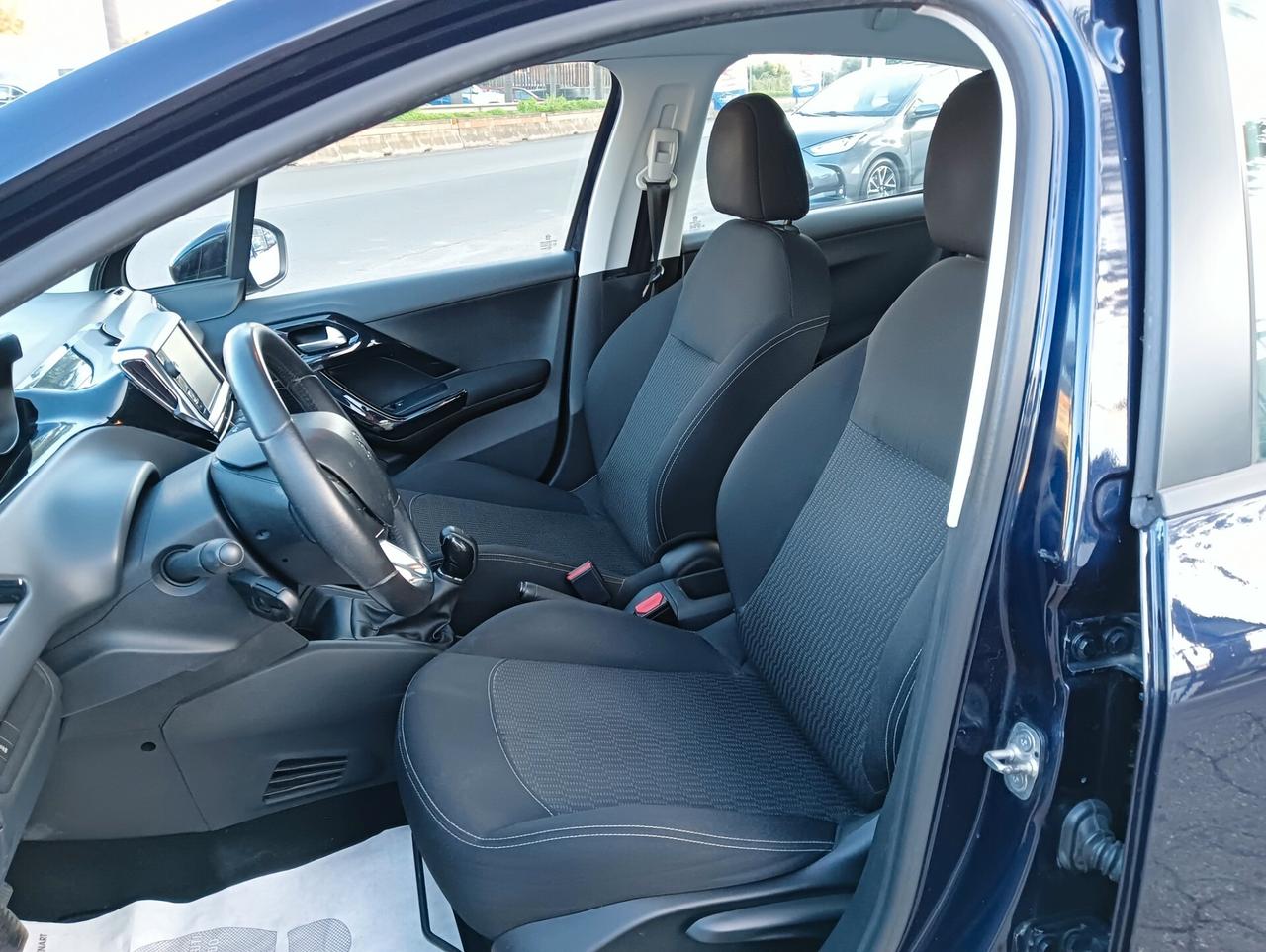 Peugeot 208 BlueHDi 75