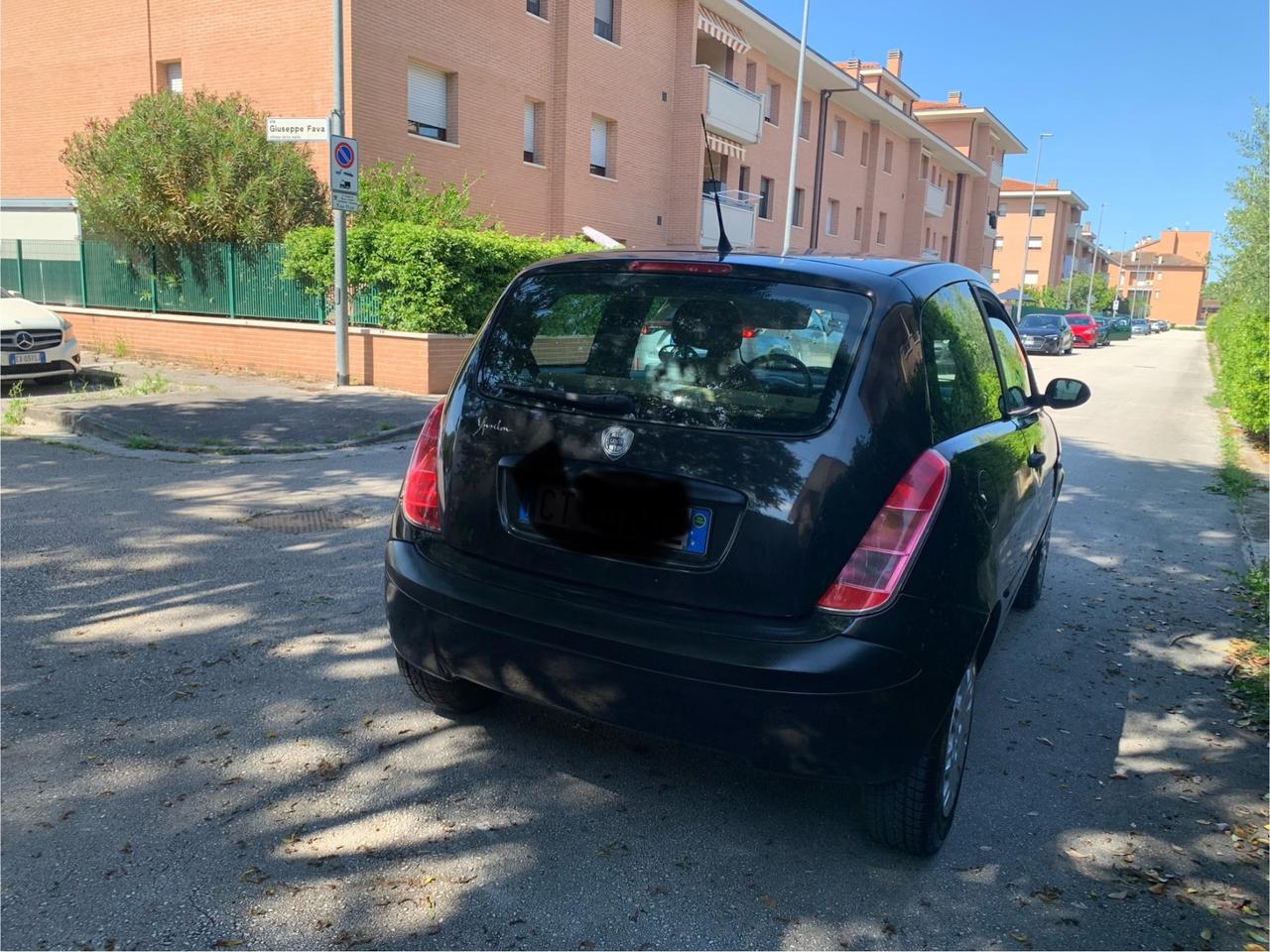 Lancia Ypsilon 1.2 Argento clima