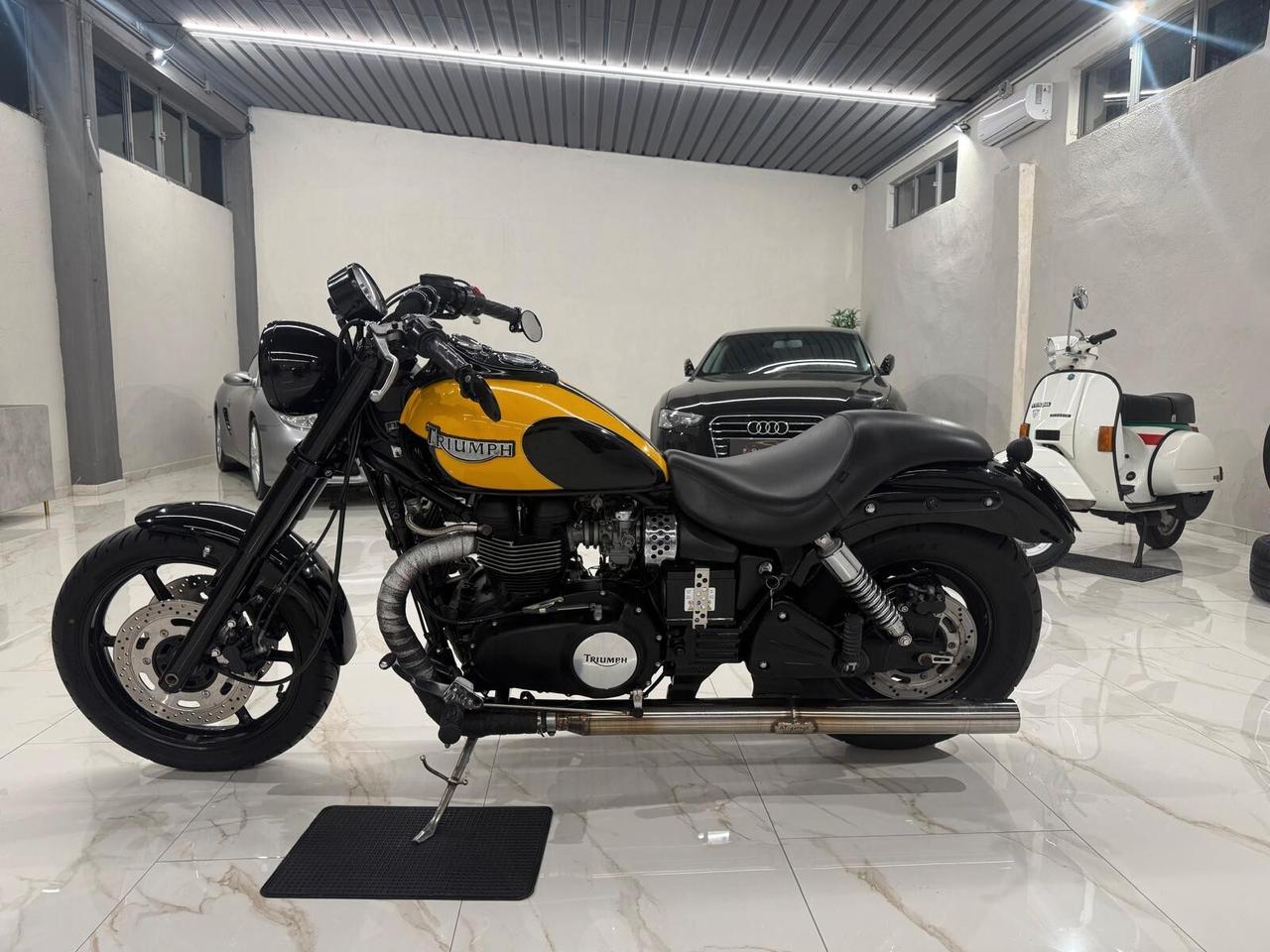 Triumph Speedmaster 790 – 2003 | 12.000 km | Custom