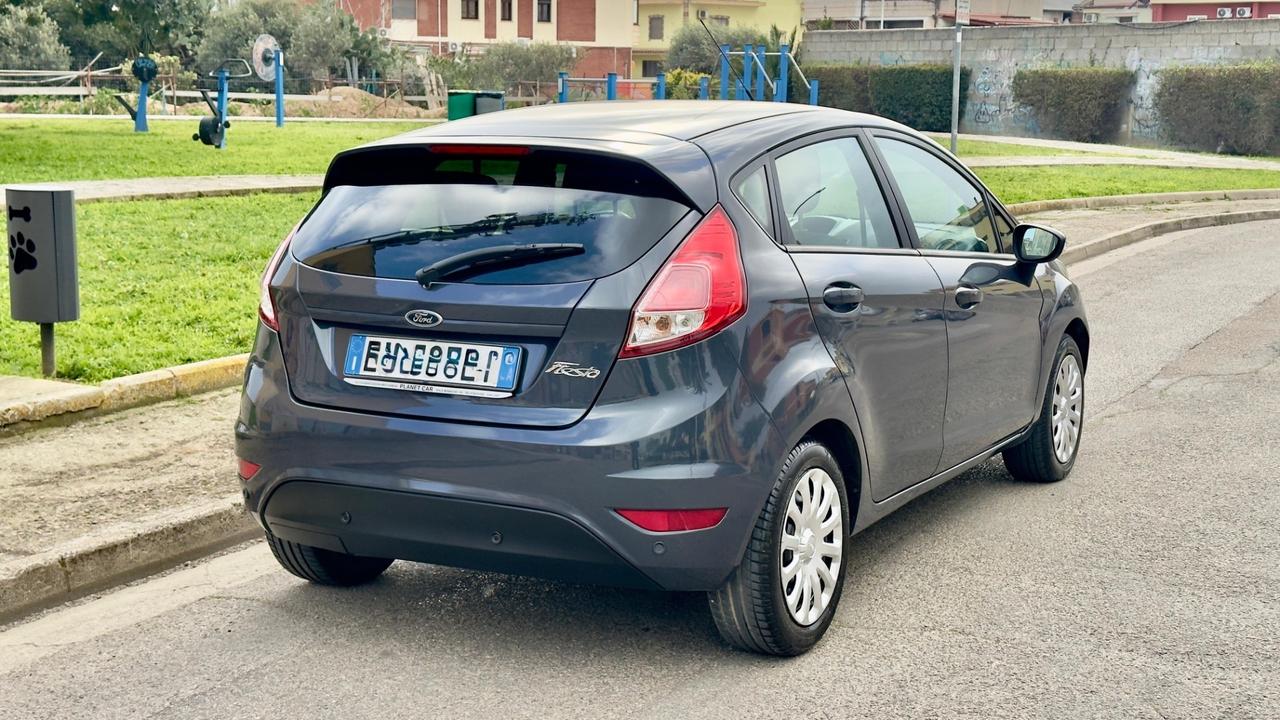 Ford Fiesta 1.2 60CV 5 porte Titanium