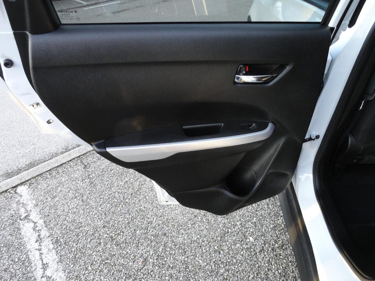 Suzuki Vitara 1.6 VVT A/T V-Top