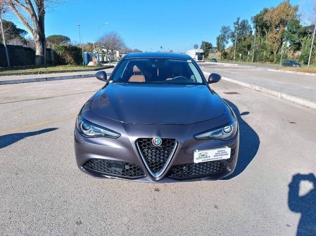 Alfa Romeo Giulia 2.2 t eco Business 180cv auto