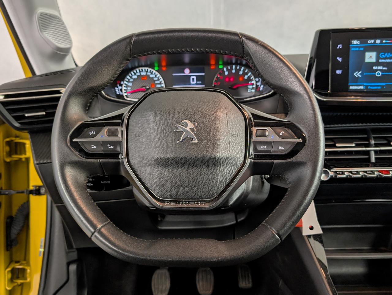 Peugeot 208 1.2 puretech 75cv Active Pack