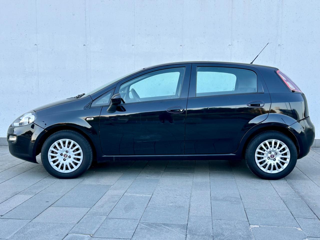 Fiat Punto 1.4 8V 5 porte Gpl Neopatentati