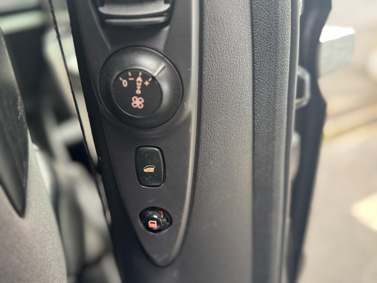 Peugeot 807 2.0 HDi FAP ST