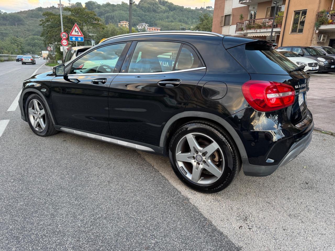 Mercedes-benz GLA 200 d Automatic 4Matic Premium