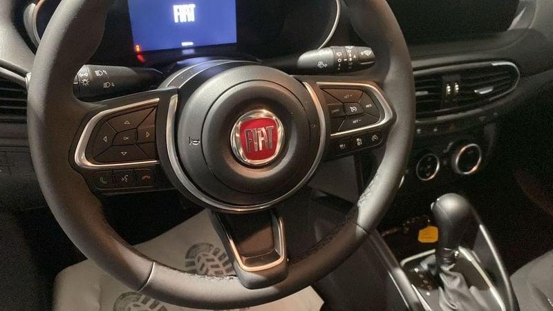 FIAT Tipo 1.5 Hybrid DCT 5 porte Cross