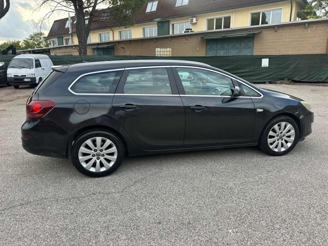 OPEL Astra 1.7 CDTI 125CV Sports Tourer Cosmo Bellissima
