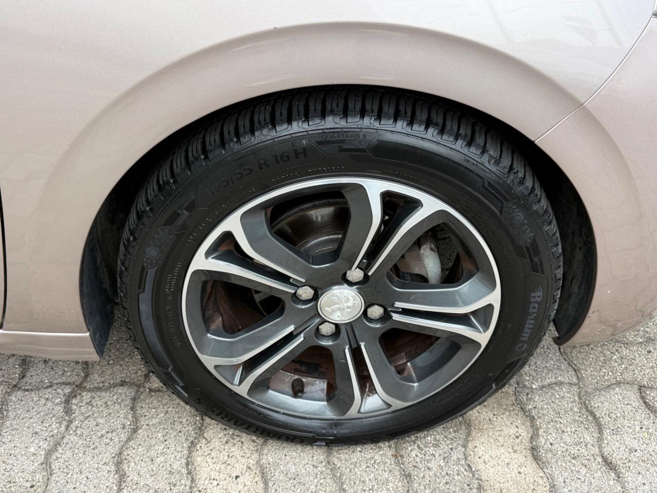 Peugeot 208 1.4 VTi 95 CV 5p. GPL Allure