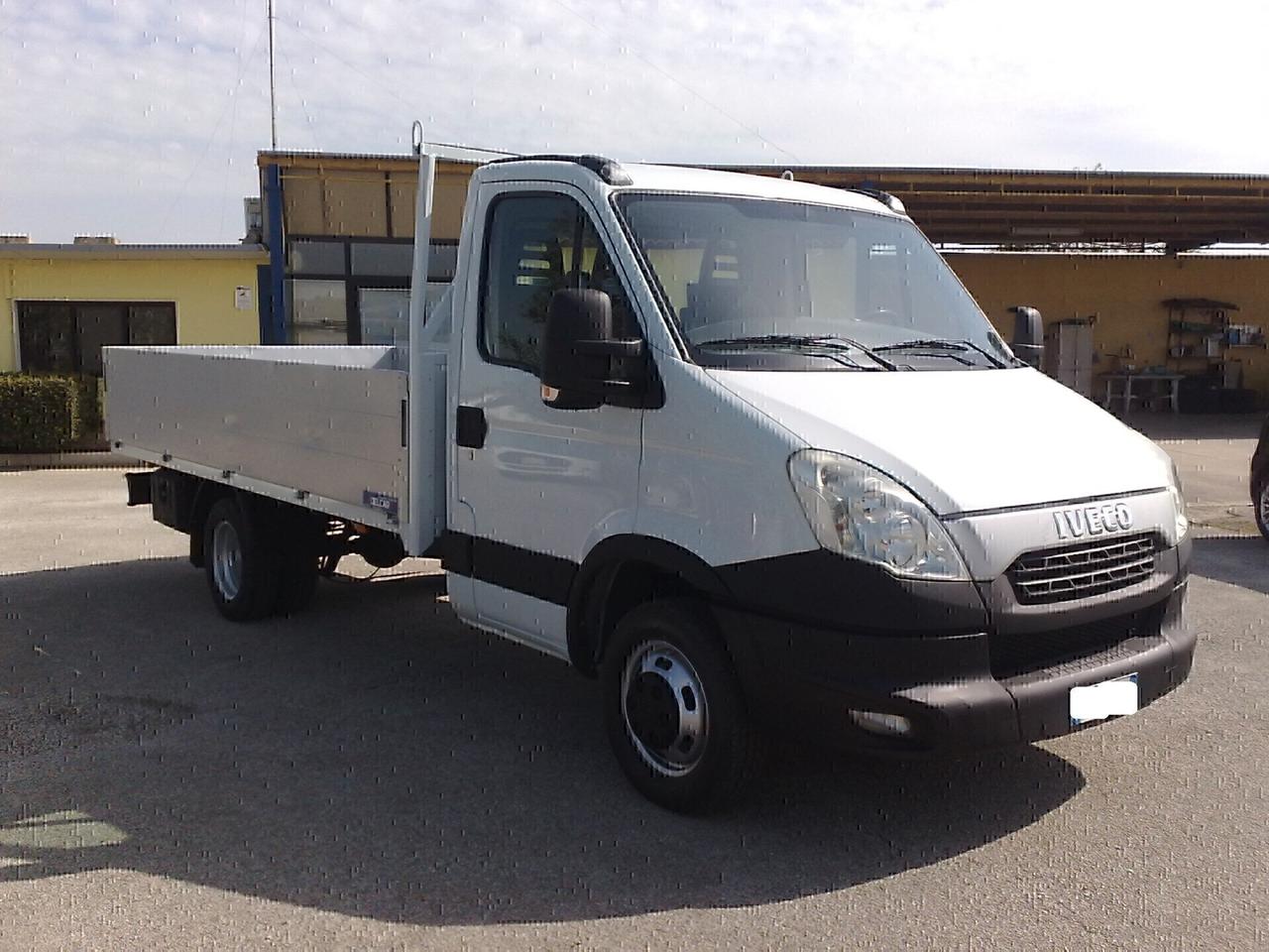 Iveco Daily 35c13 2.3hpt CASSONE FISSO - 2014