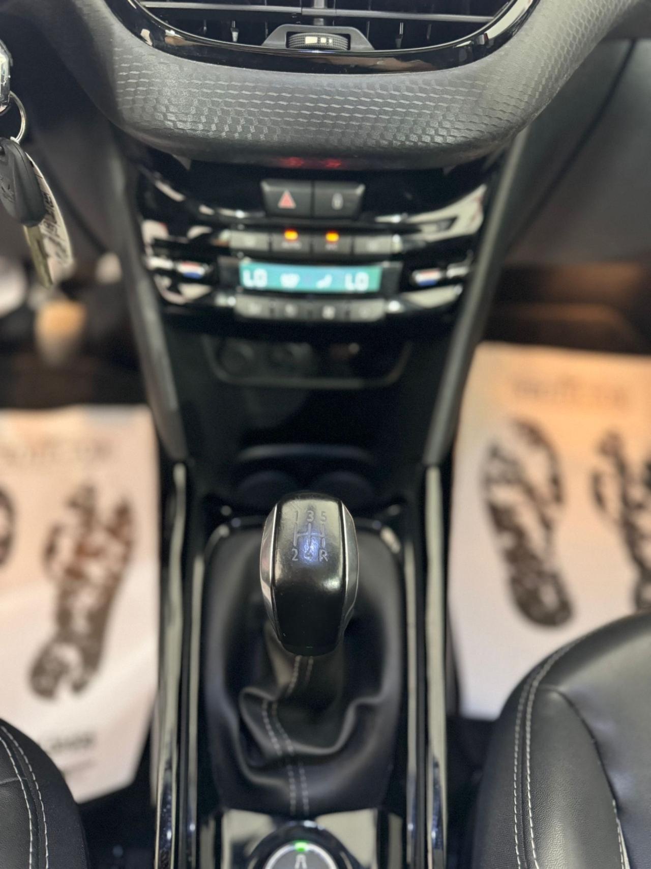Peugeot 2008 BlueHDi 100 Allure*EURO 6B*