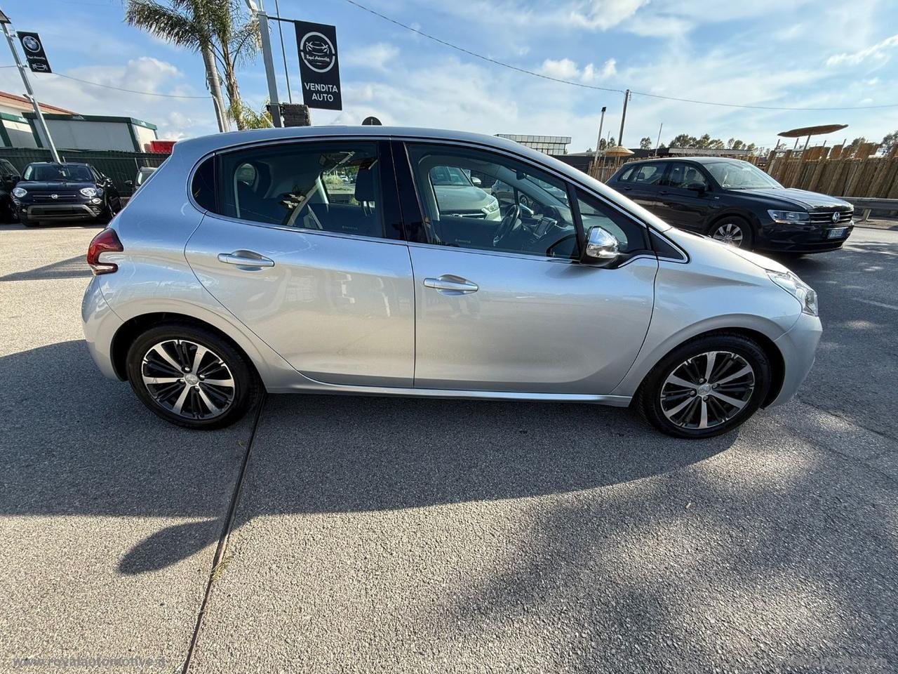 PEUGEOT 208 BlueHDi 75 5p. Allure