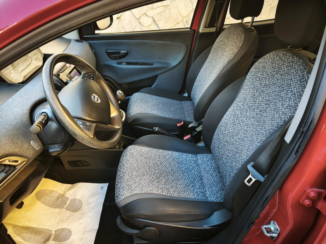 Lancia Ypsilon 1.2 69 CV 5 porte S&S Elefantino Blu