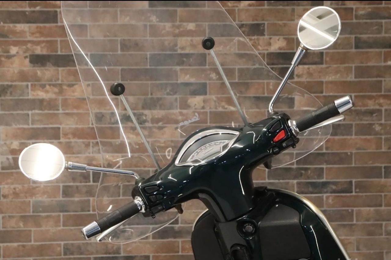 Piaggio Vespa 300 GTS