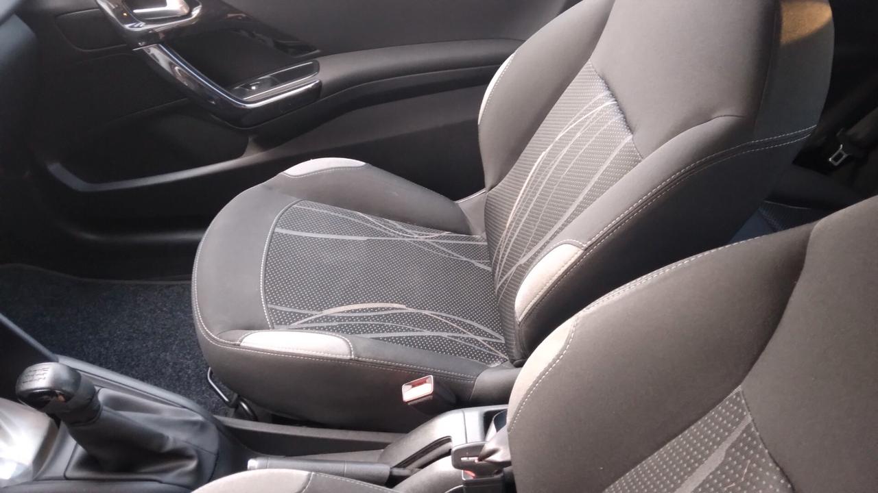 Peugeot 208 1.2 VTi 82 CV 3 porte Active