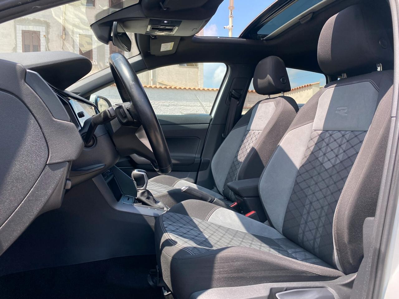 Volkswagen Taigo R-Line 1.0 TSI 110CV DSG